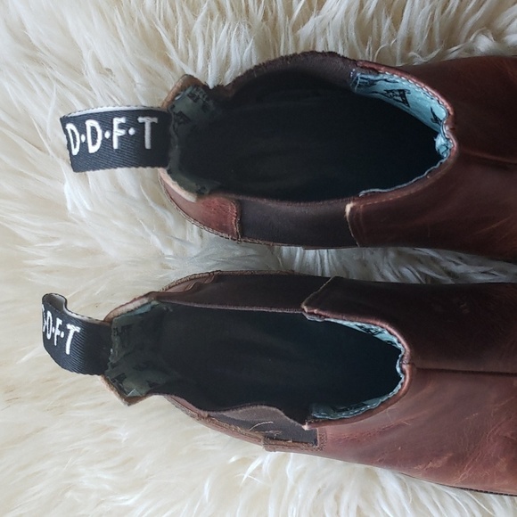 John Fluevog 240 Wagons Mateo 8.5 - Picture 12 of 14